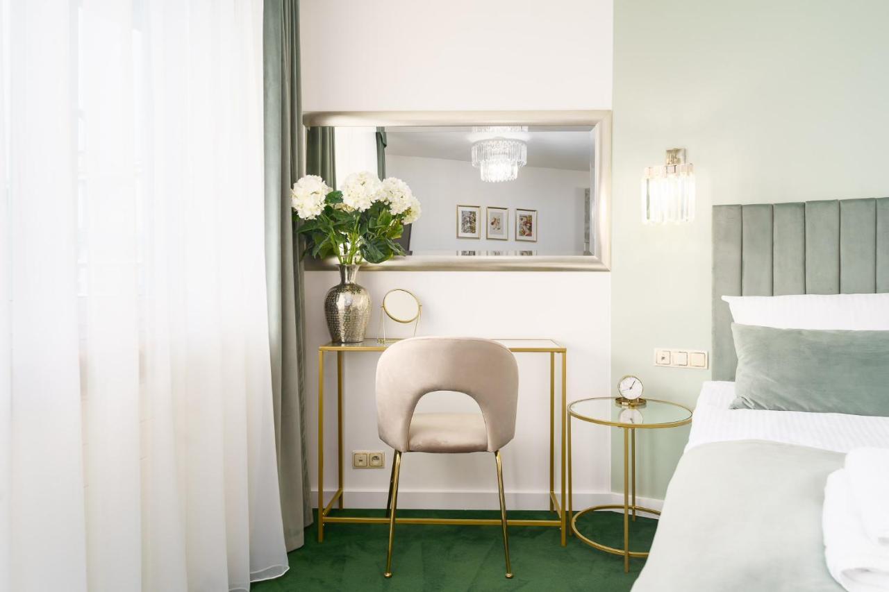 Apartament Emerald Sea 250 M Do Morza Kolobrzeg Luaran gambar